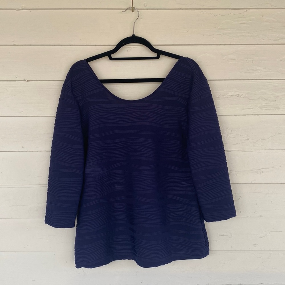 3/4 Sleeve Scoop Back Top